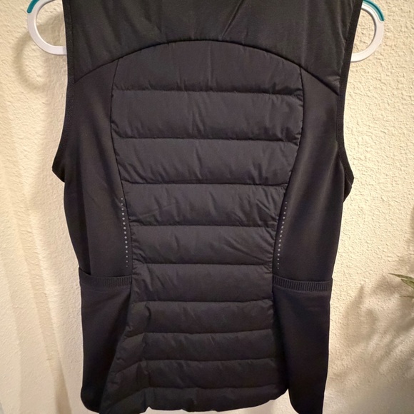 Lululemon Down for It All Vest, Black, Size 10, Like New - Picture 8 of 10